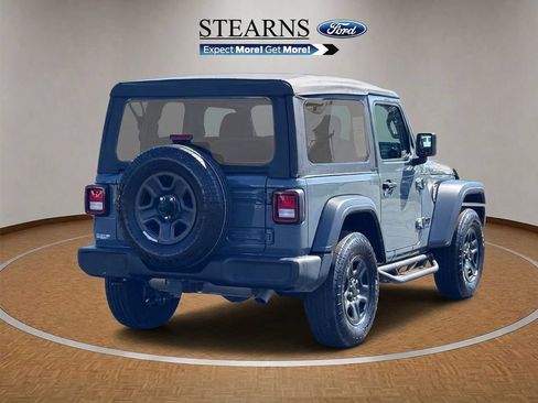 Used 2025 Jeep Wrangler Sport AWD/4WD image 15