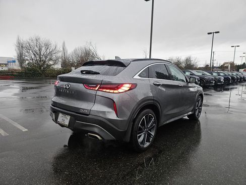 Used 2023 INFINITI QX55 Essential image 7