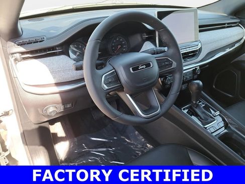 Certified 2023 Jeep Compass Latitude AWD/4WD image 16