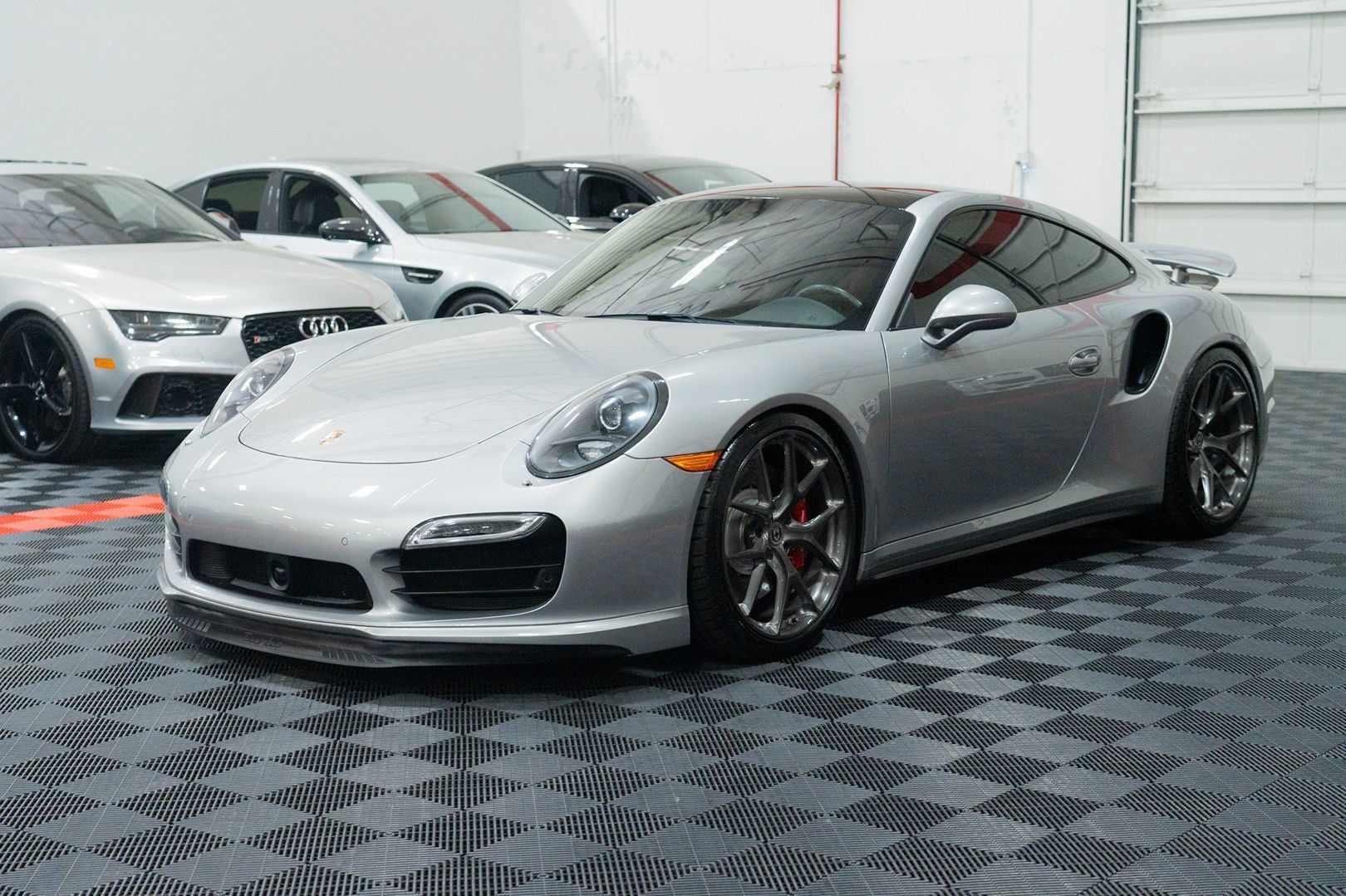 Used 2014 Porsche 911 Turbo AWD/4WD image 3