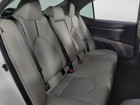 Used 2023 Toyota Camry SE w/ Convenience Package FWD image 16