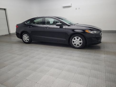 Used 2019 Ford Fusion S image 11