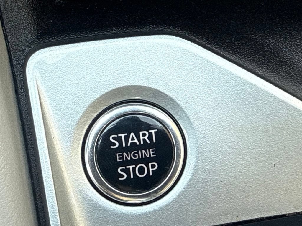 Certified 2025 Nissan Altima 2.5 SV FWD image 20