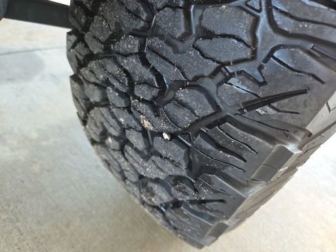 Used 2024 Jeep Wrangler Unlimited Rubicon w/ XTREMEE 35" Tire Package image 75