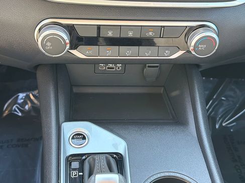 Used 2025 Nissan Altima 2.5 S image 25