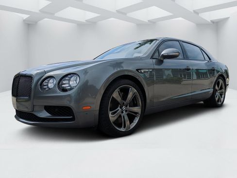 Used 2018 Bentley Flying Spur S W12 AWD/4WD image 8