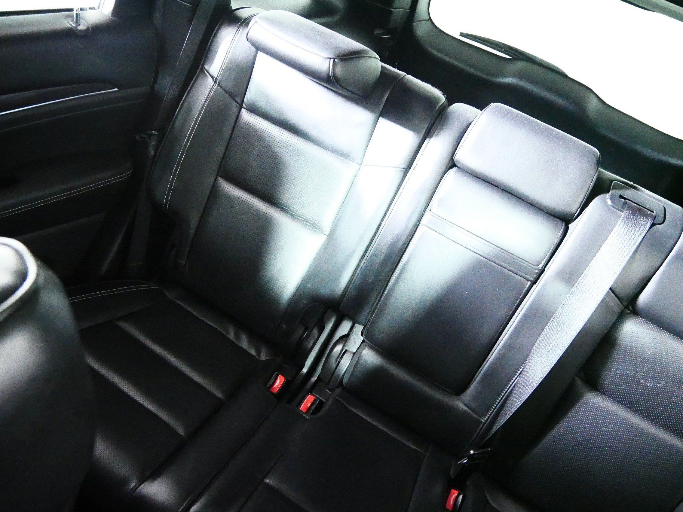 Used 2015 Jeep Grand Cherokee Overland AWD/4WD image 12