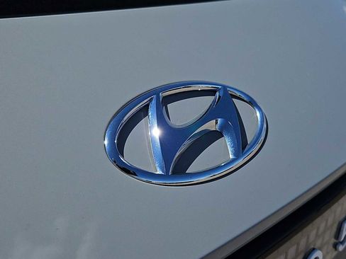 Used 2023 Hyundai Ioniq 5 Limited image 11