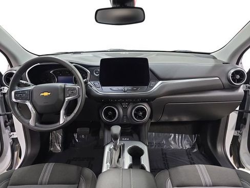 Used 2024 Chevrolet Blazer LT w/ Convenience Package AWD/4WD image 13