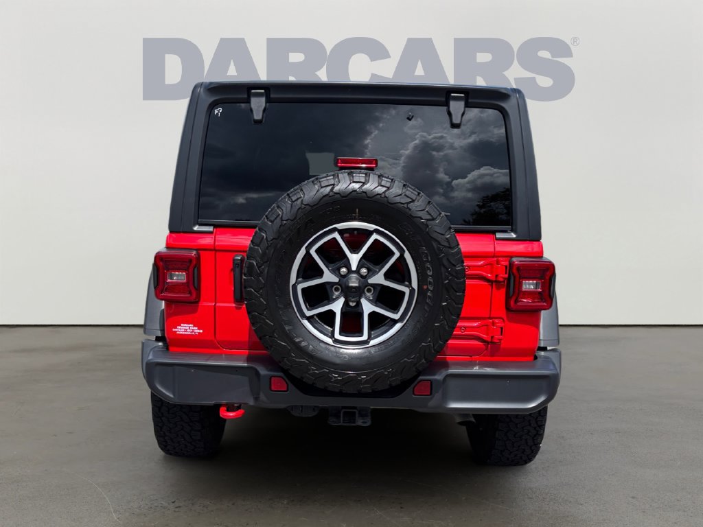 Used 2025 Jeep Wrangler Unlimited Rubicon w/ Convenience Group AWD/4WD image 6