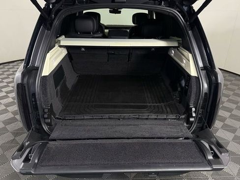 Used 2024 Land Rover Range Rover Autobiography image 17