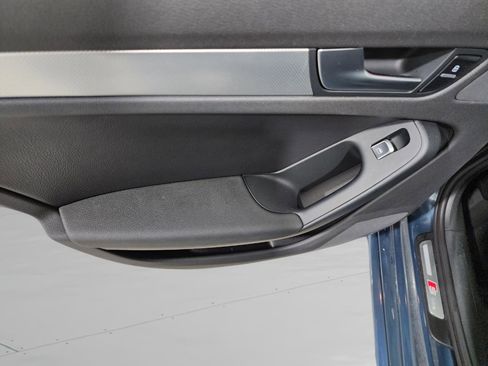 Used 2015 Audi A4 2.0T Premium w/ Audi MMI Navigation image 22