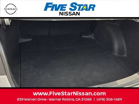 Used 2024 Toyota Corolla LE w/ LE Convenience Package FWD image 13