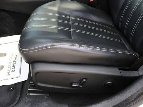 Used 2014 Chrysler 300 S RWD image 14