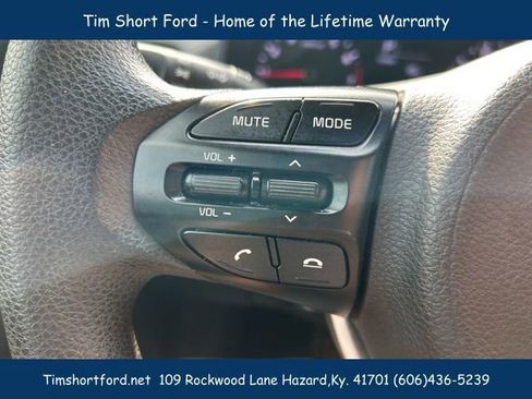 Used 2018 Kia Rio S image 31