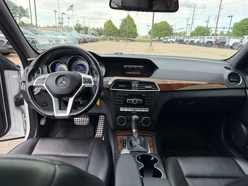 Used 2013 Mercedes-Benz C 250 Sedan image 21