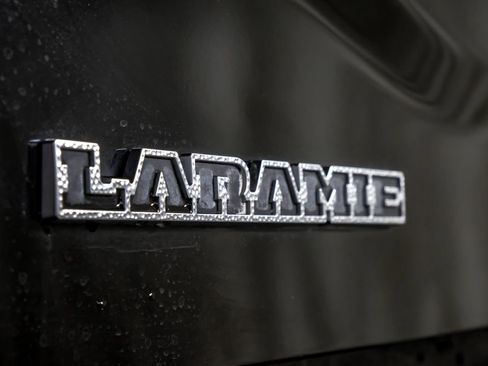 Used 2024 RAM 2500 Laramie w/ Safety Group AWD/4WD image 44