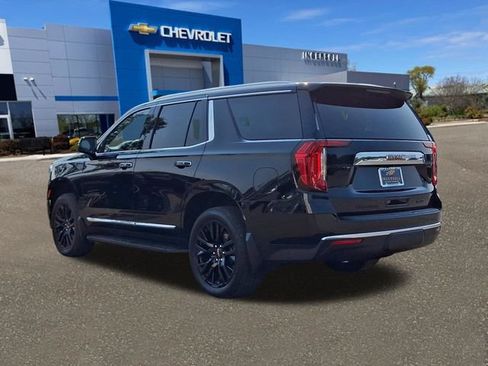 Used 2023 GMC Yukon SLT w/ SLT Premium Package AWD/4WD image 24