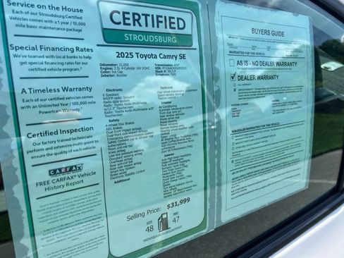Used 2025 Toyota Camry SE w/ Convenience Package FWD image 28