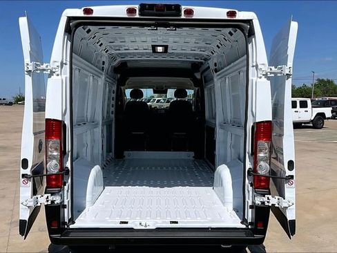 New 2026 RAM ProMaster 2500 w/ Safety Group image 30