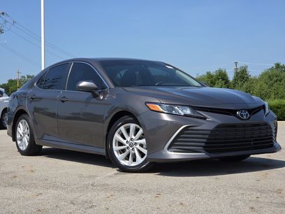 Used 2022 Toyota Camry LE w/ Carpet Mat Package (TMS)