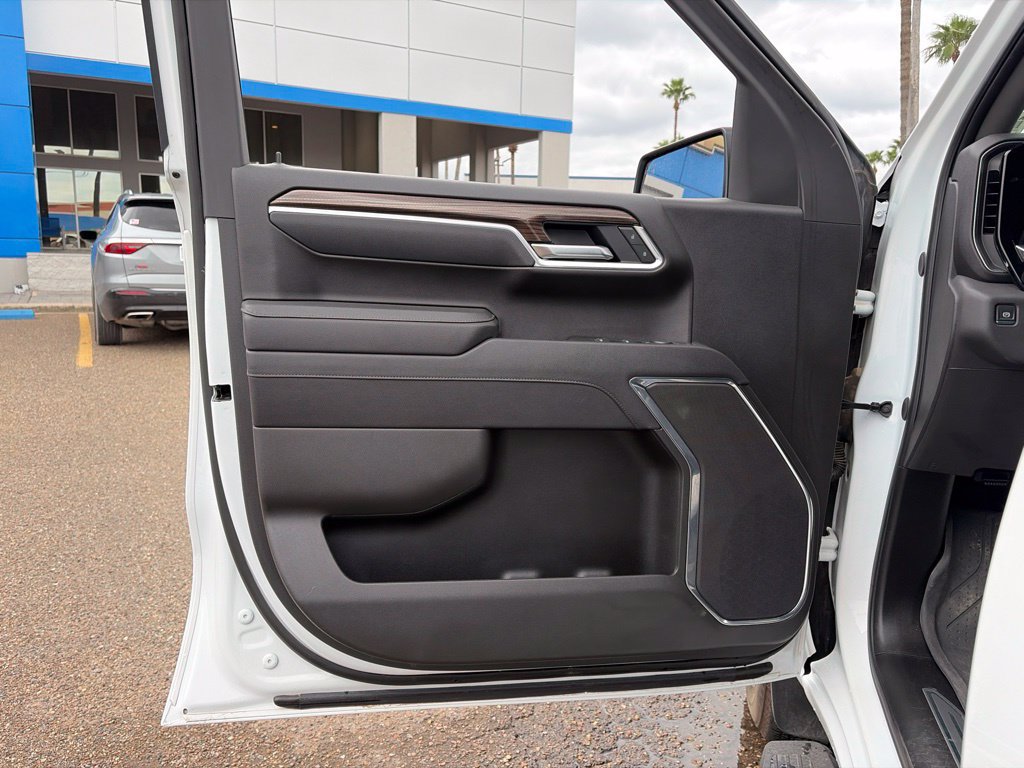 Used 2025 Chevrolet Silverado 1500 LT w/ Texas Edition Plus AWD/4WD image 16