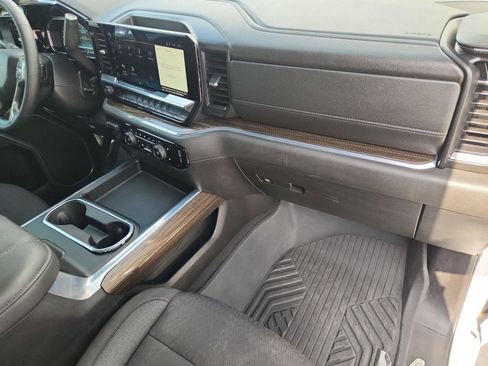 Used 2024 Chevrolet Silverado 2500 LT AWD/4WD image 27