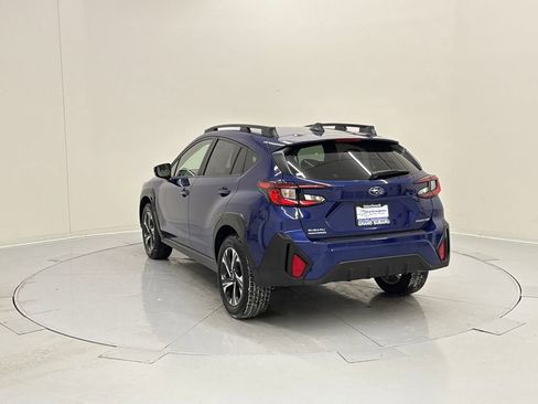 Used 2024 Subaru Crosstrek 2.0i Premium image 3