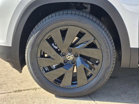New 2026 Volkswagen Atlas SE AWD/4WD image 10