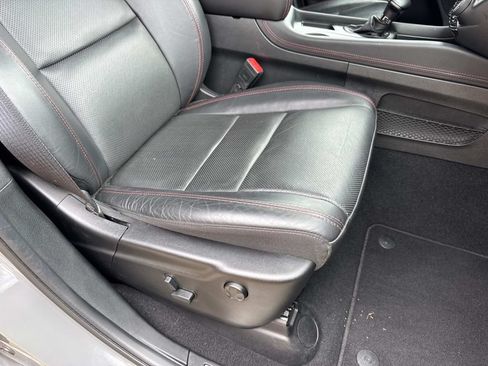 Used 2025 Dodge Durango GT AWD/4WD image 24