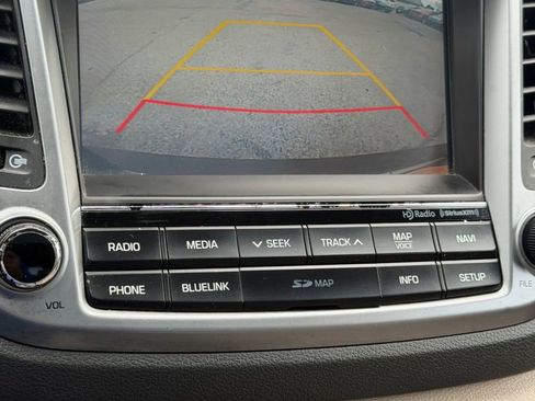 Used 2016 Hyundai Tucson Limited w/ Option Group 03 AWD/4WD image 39