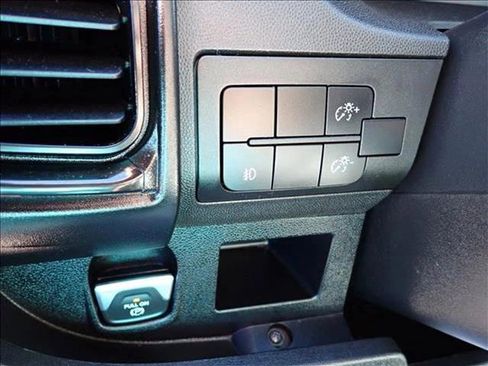 Used 2023 RAM ProMaster 3500 w/ Premium Convenience Group image 11