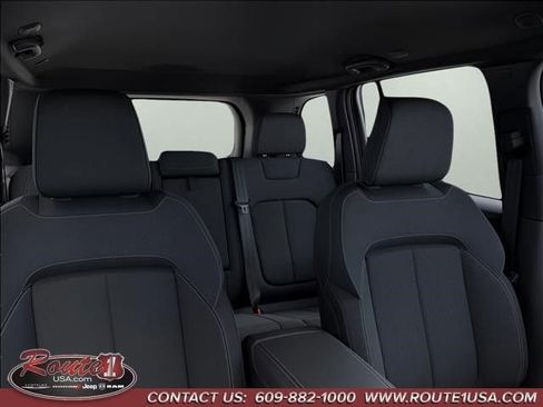 New 2026 Jeep Grand Cherokee Laredo X AWD/4WD image 27