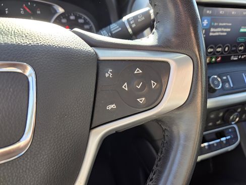 Used 2022 GMC Acadia SLT image 12