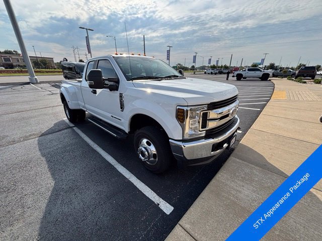 Used 2019 Ford F350 XL w/ STX Appearance Package AWD/4WD image 3