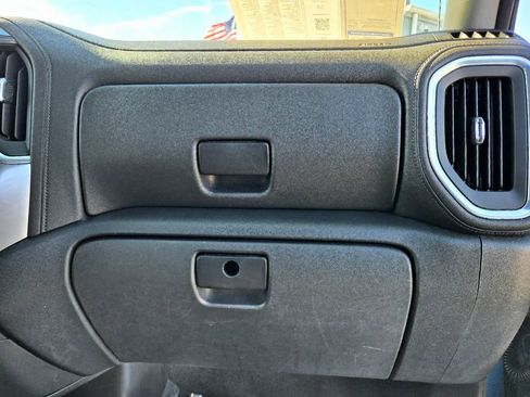 Used 2019 Chevrolet Silverado 1500 LT w/ Texas Edition image 43