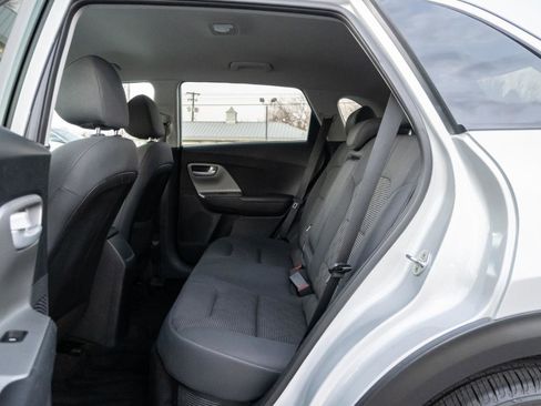 Used 2019 Kia Niro LX image 16