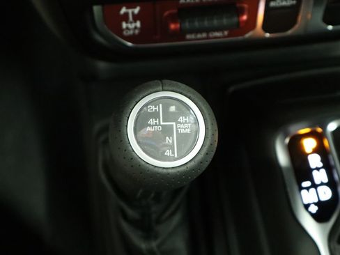New 2026 Jeep Gladiator Mojave AWD/4WD image 44