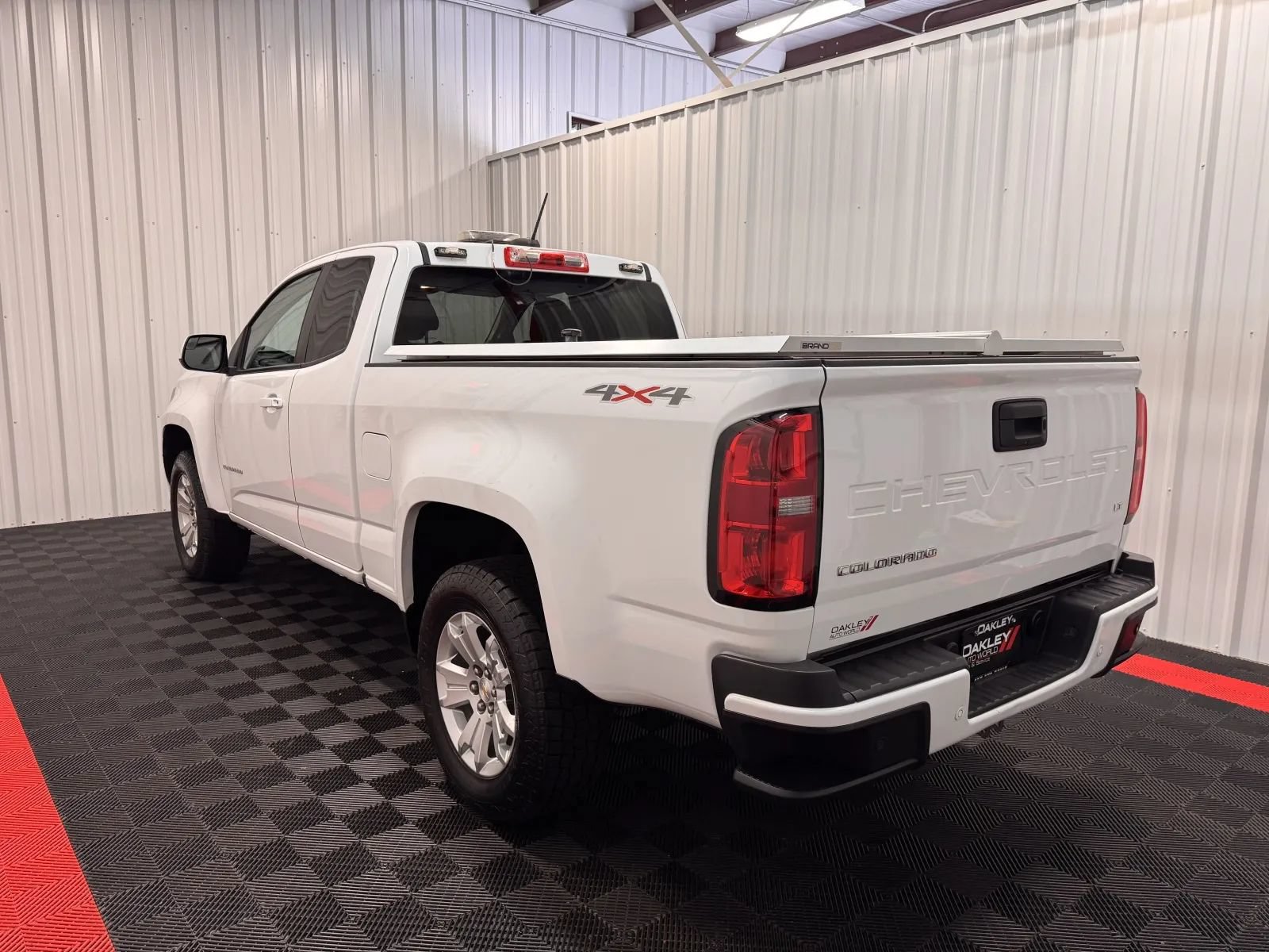 Used 2022 Chevrolet Colorado LT w/ Fleet Safety Package AWD/4WD image 2