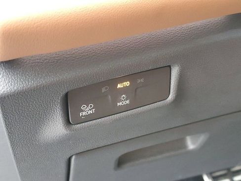 New 2026 Volkswagen Tiguan SEL R-Line image 15