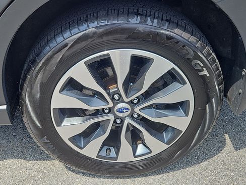 Used 2024 Subaru Outback Limited AWD/4WD image 31