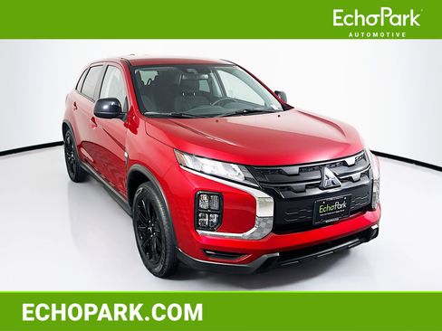 Used 2025 Mitsubishi Outlander Sport LE image 1