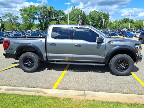Used 2025 Ford F150 Raptor AWD/4WD image 9