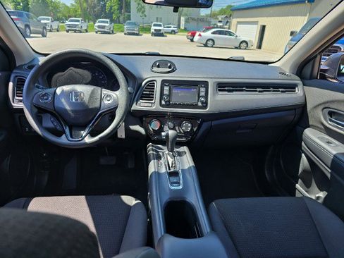 Used 2019 Honda HR-V LX image 28