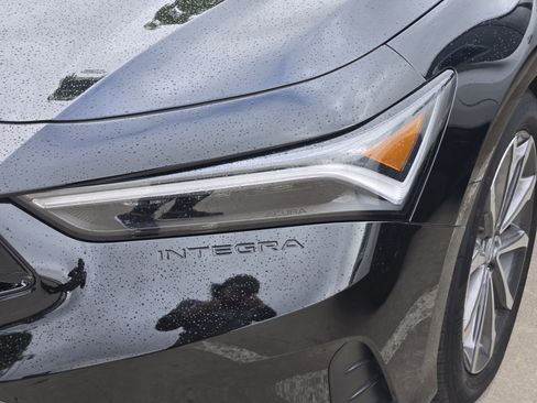 Used 2024 Acura Integra image 9