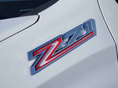 Used 2025 Chevrolet Silverado 1500 LT w/ Z71 Off-Road Package AWD/4WD image 10
