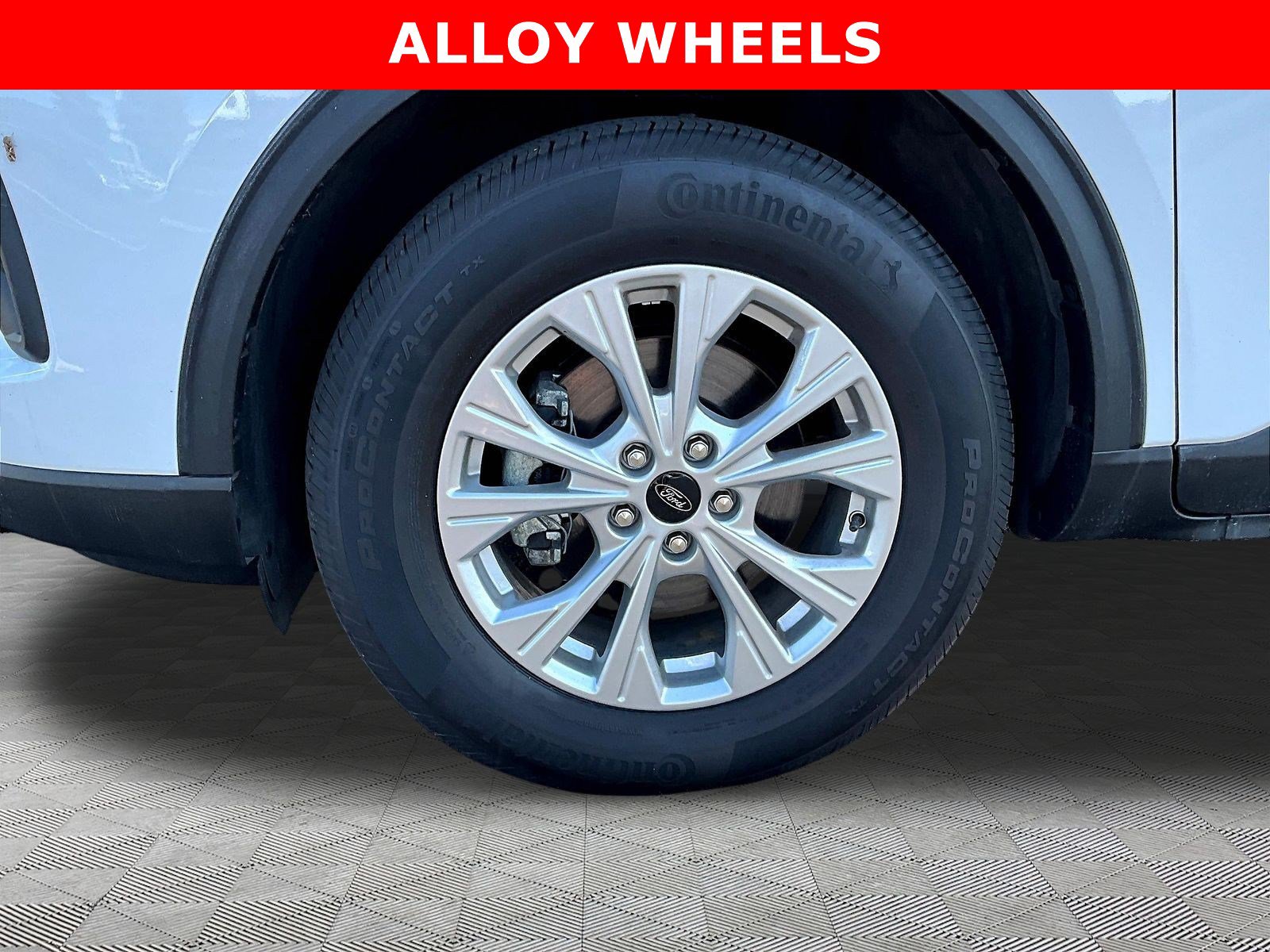 Used 2024 Ford Escape Active AWD/4WD image 32