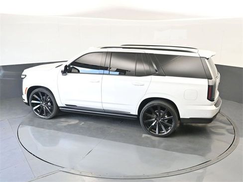 Used 2025 Cadillac Escalade Sport w/ Touring Package image 35