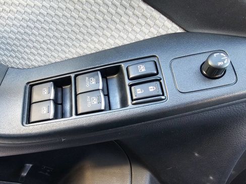 Used 2017 Subaru Forester 2.5i Premium w/ All-Weather Package image 22