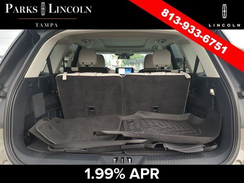 Certified 2025 Lincoln Aviator Reserve RWD image 8